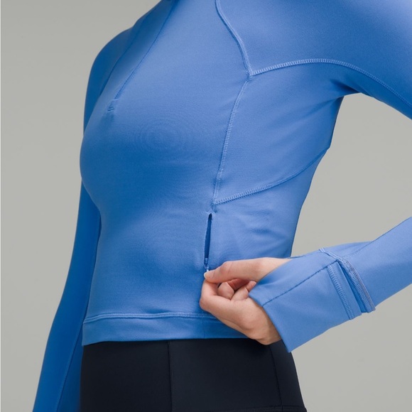 It’s a Rulu Run Cropped 1/2 Zip - Picture 5 of 10